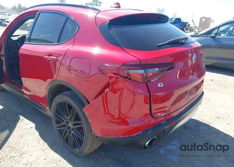 2018 Alfa Romeo Stelvio Ti Sport Awd из США, поврежденный, VIN ZASFAKNN0J7B73041